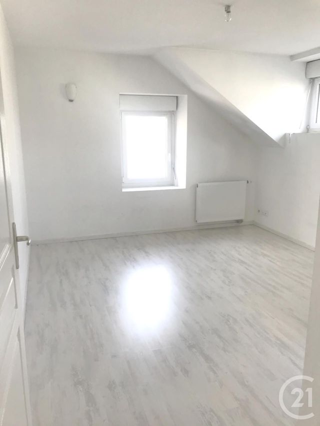 Appartement F5 &agrave; louer - 5 pi&egrave;ces - 85 m2 - Audincourt - 25 - FRANCHE-COMTE