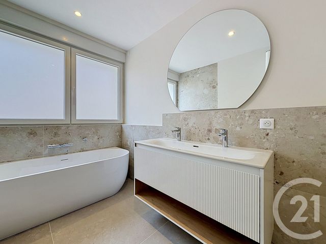 Appartement F5 &agrave; vendre - 5 pi&egrave;ces - 125,40 m2 - Montbeliard - 25 - FRANCHE-COMTE