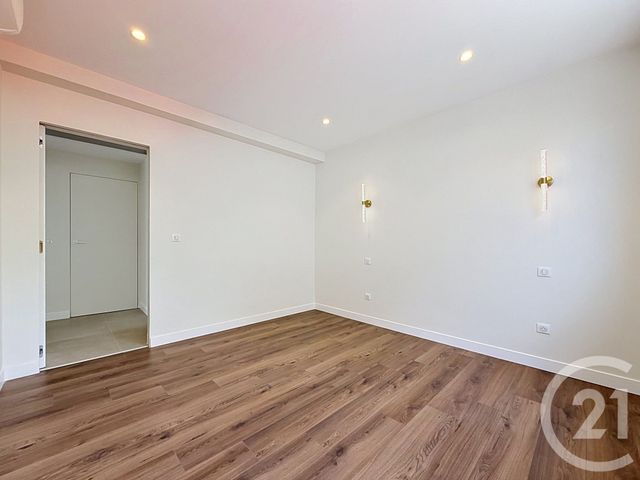 Appartement F5 &agrave; vendre - 5 pi&egrave;ces - 125,40 m2 - Montbeliard - 25 - FRANCHE-COMTE