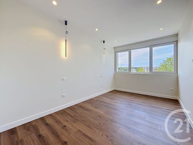 Appartement F5 &agrave; vendre - 5 pi&egrave;ces - 125,40 m2 - Montbeliard - 25 - FRANCHE-COMTE