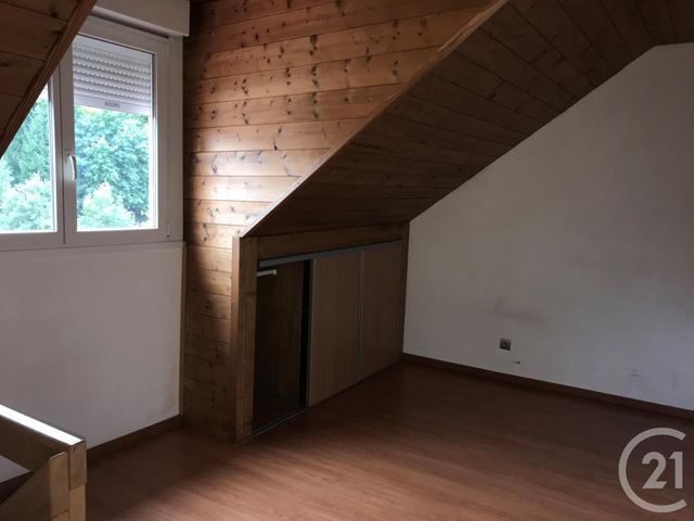 Appartement F1 &agrave; louer - 2 pi&egrave;ces - 30 m2 - Ste Suzanne - 25 - FRANCHE-COMTE