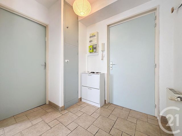 Appartement F2 &agrave; louer - 2 pi&egrave;ces - 45 m2 - Vieux Charmont - 25 - FRANCHE-COMTE