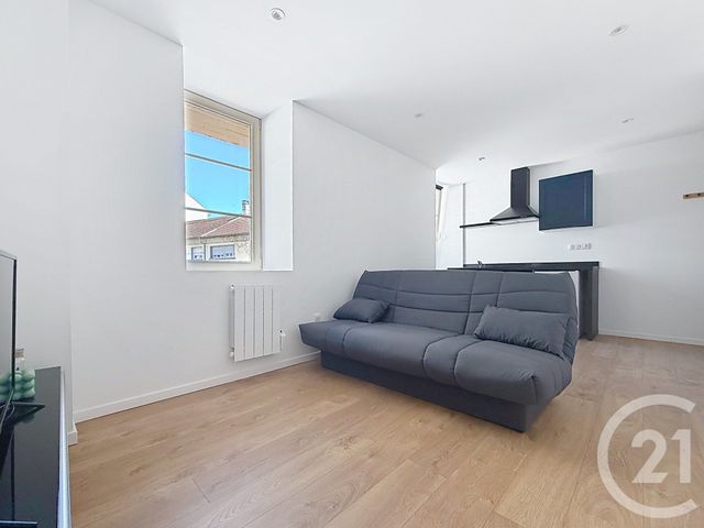 Appartement F1 &agrave; louer - 1 pi&egrave;ce - 20 m2 - Montbeliard - 25 - FRANCHE-COMTE