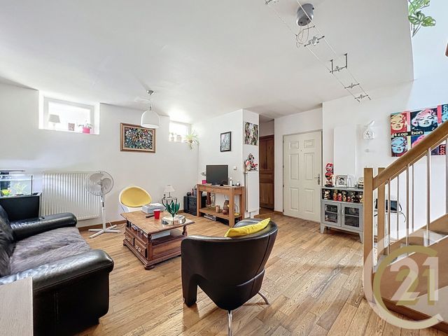 Appartement F4 &agrave; vendre - 5 pi&egrave;ces - 100,50 m2 - Montbeliard - 25 - FRANCHE-COMTE