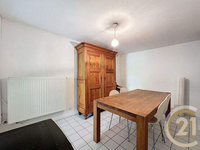 Appartement F4 &agrave; vendre - 5 pi&egrave;ces - 100,50 m2 - Montbeliard - 25 - FRANCHE-COMTE