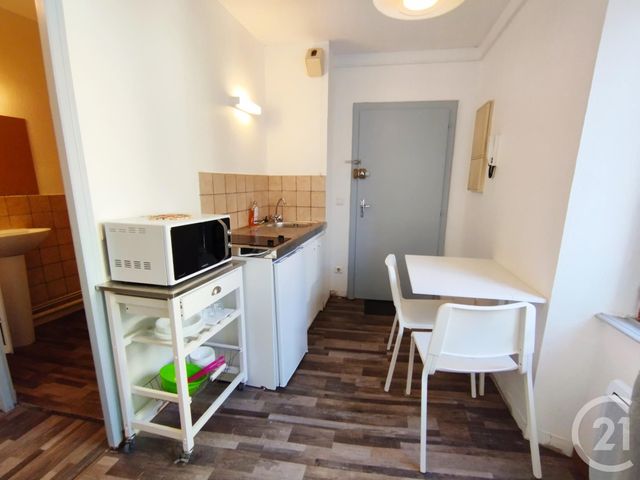 Appartement F1 &agrave; louer - 1 pi&egrave;ce - 19 m2 - Montbeliard - 25 - FRANCHE-COMTE