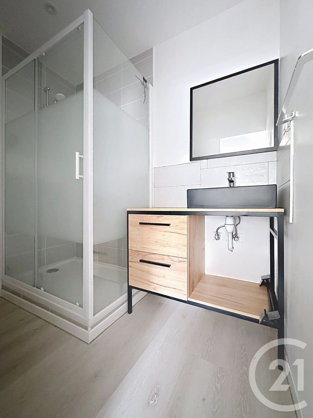 Appartement F2 &agrave; louer - 2 pi&egrave;ces - 37 m2 - Trevenans - 90 - FRANCHE-COMTE