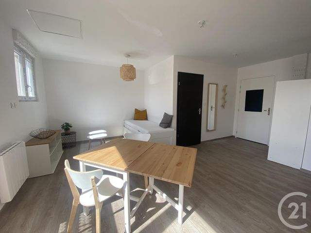 Appartement Studio &agrave; louer - 1 pi&egrave;ce - 30 m2 - Audincourt - 25 - FRANCHE-COMTE