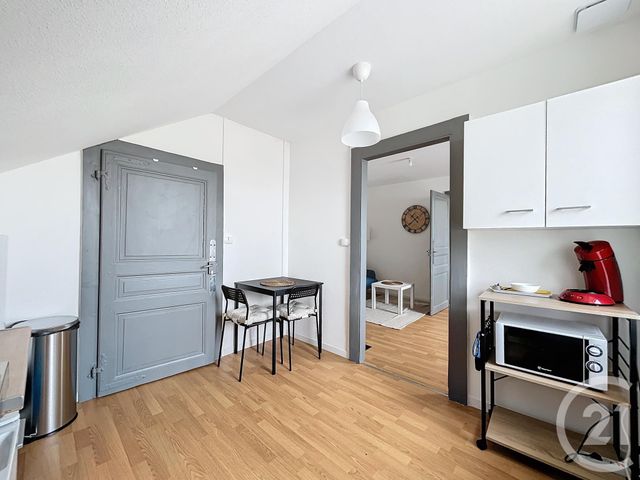 Appartement F1 &agrave; louer - 1 pi&egrave;ce - 33 m2 - Mandeure - 25 - FRANCHE-COMTE