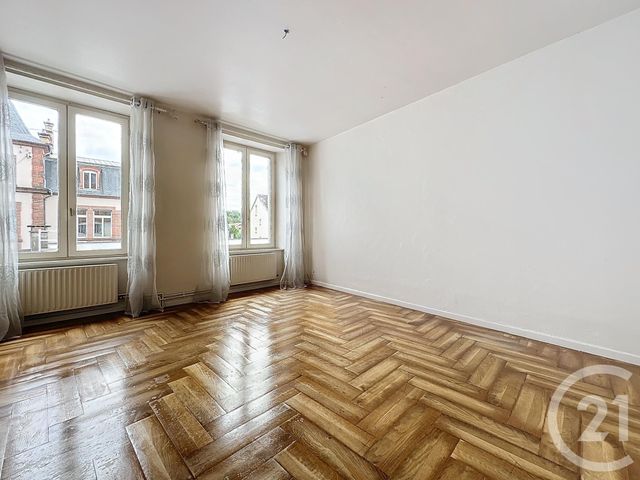 Appartement F4 &agrave; louer - 4 pi&egrave;ces - 82 m2 - Montbeliard - 25 - FRANCHE-COMTE