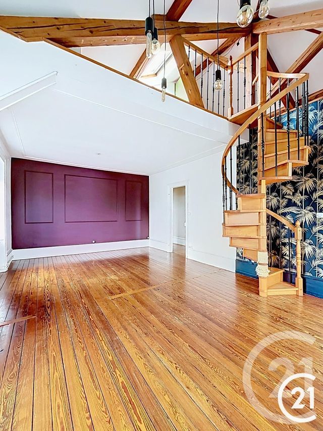 Appartement F5 &agrave; vendre - 5 pi&egrave;ces - 104,23 m2 - Montbeliard - 25 - FRANCHE-COMTE