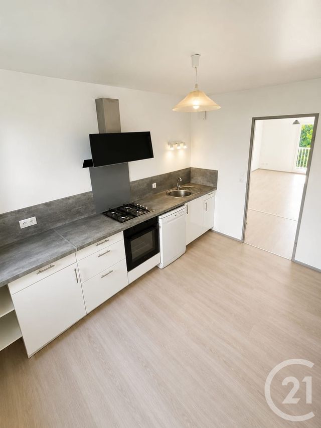 Appartement F4 &agrave; louer - 4 pi&egrave;ces - 77,10 m2 - Vieux Charmont - 25 - FRANCHE-COMTE