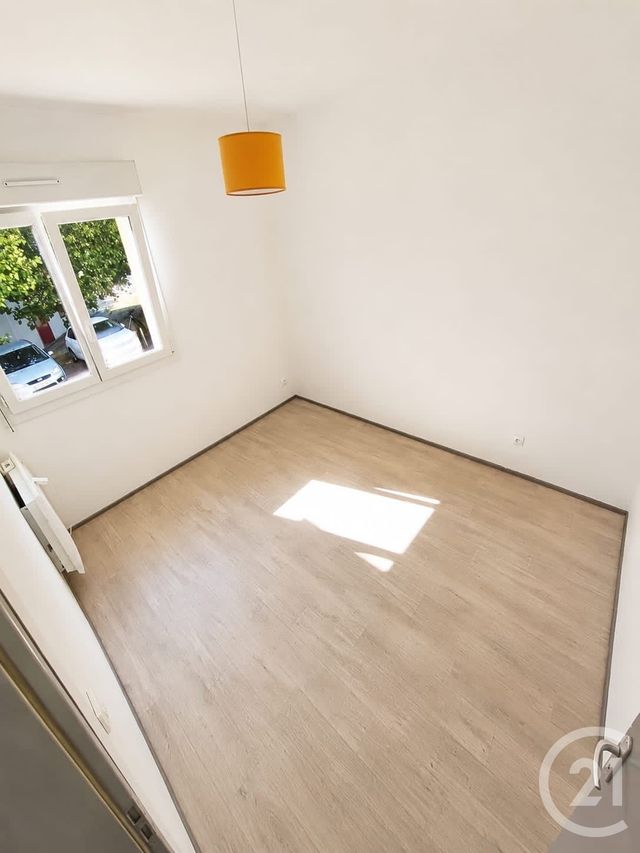 Appartement F4 &agrave; louer - 4 pi&egrave;ces - 77,10 m2 - Vieux Charmont - 25 - FRANCHE-COMTE