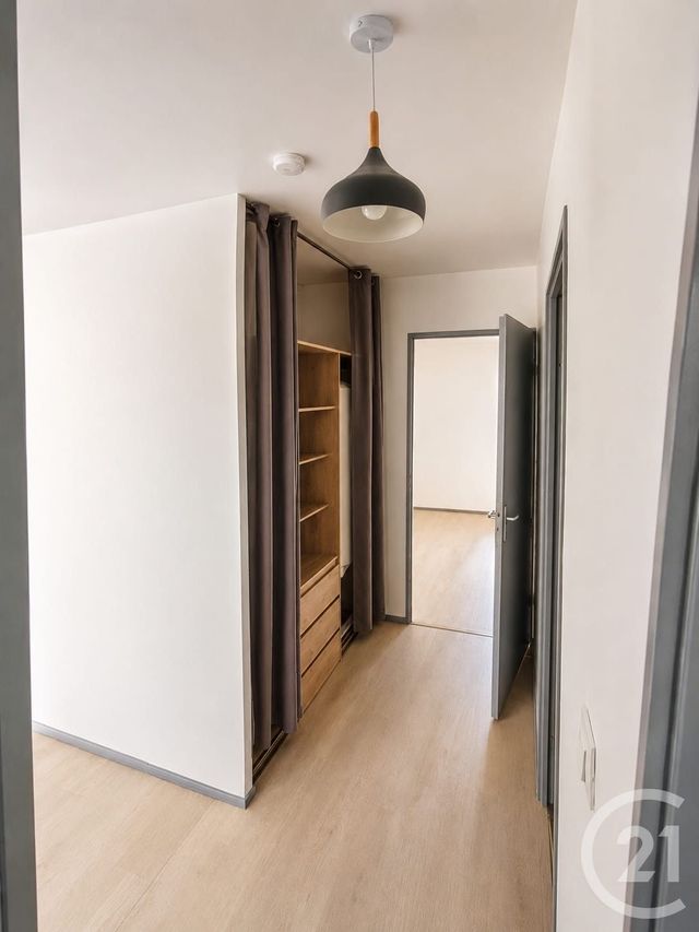 Appartement F4 &agrave; louer - 4 pi&egrave;ces - 77,10 m2 - Vieux Charmont - 25 - FRANCHE-COMTE