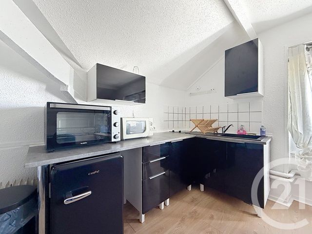 Appartement F1 &agrave; louer - 1 pi&egrave;ce - 24 m2 - Sochaux - 25 - FRANCHE-COMTE
