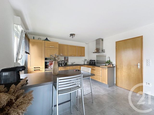 Appartement F4 &agrave; louer - 4 pi&egrave;ces - 80 m2 - Montbeliard - 25 - FRANCHE-COMTE