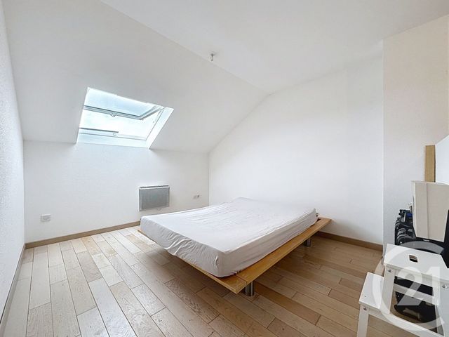 Appartement F4 &agrave; louer - 4 pi&egrave;ces - 80 m2 - Montbeliard - 25 - FRANCHE-COMTE