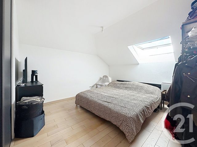 Appartement F4 &agrave; louer - 4 pi&egrave;ces - 80 m2 - Montbeliard - 25 - FRANCHE-COMTE