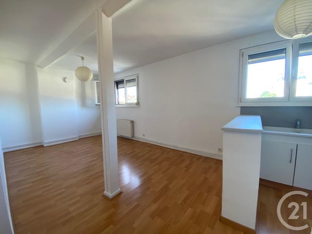 Appartement F2 &agrave; louer - 2 pi&egrave;ces - 42 m2 - Montbeliard - 25 - FRANCHE-COMTE