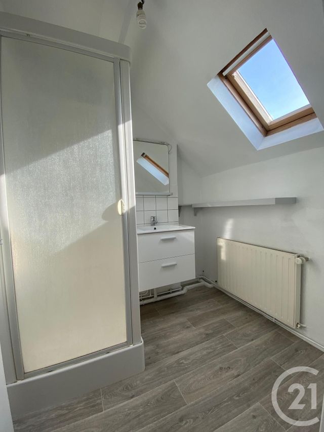 Appartement F2 &agrave; louer - 2 pi&egrave;ces - 42 m2 - Montbeliard - 25 - FRANCHE-COMTE