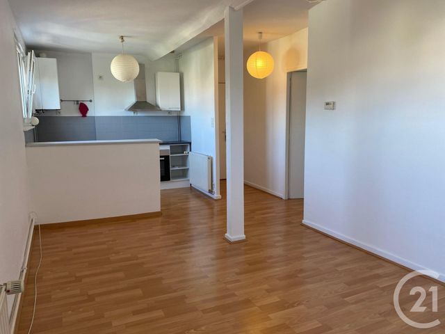 Appartement F2 &agrave; louer - 2 pi&egrave;ces - 42 m2 - Montbeliard - 25 - FRANCHE-COMTE