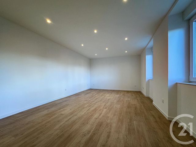Appartement F5 &agrave; louer - 5 pi&egrave;ces - 115 m2 - Montbeliard - 25 - FRANCHE-COMTE
