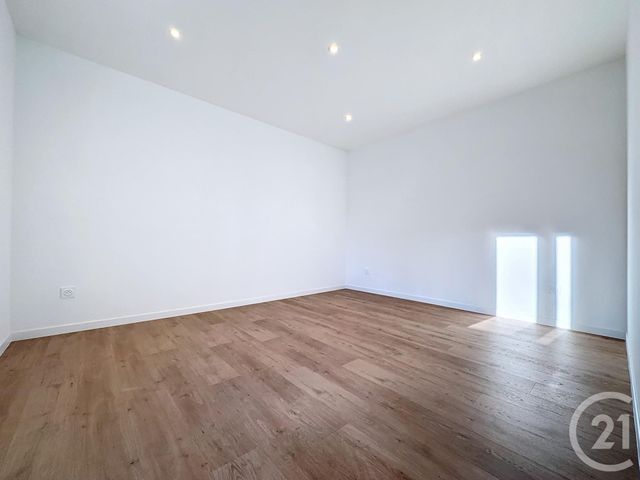 Appartement F5 &agrave; louer - 5 pi&egrave;ces - 115 m2 - Montbeliard - 25 - FRANCHE-COMTE