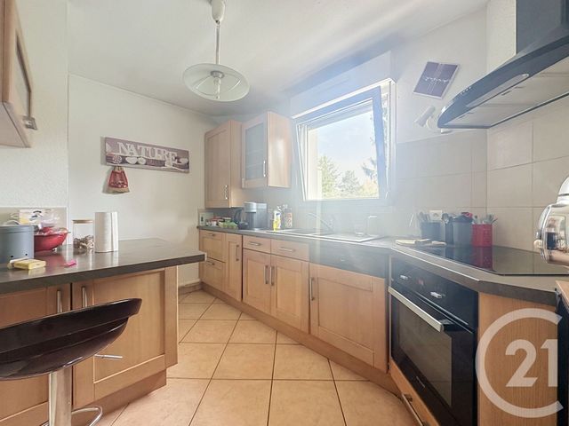 Appartement F3 &agrave; louer - 3 pi&egrave;ces - 74 m2 - Montbeliard - 25 - FRANCHE-COMTE