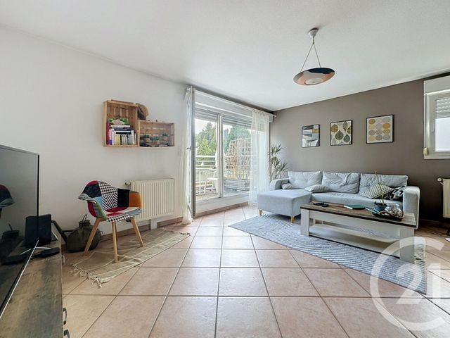 Appartement F3 &agrave; louer - 3 pi&egrave;ces - 74 m2 - Montbeliard - 25 - FRANCHE-COMTE