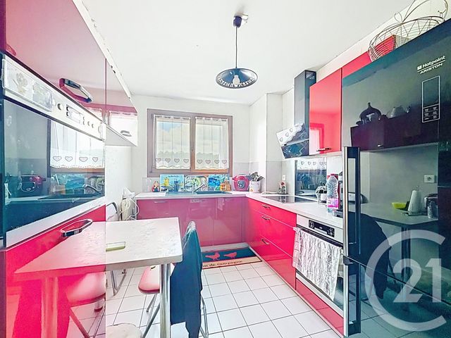 Appartement F4 &agrave; vendre - 4 pi&egrave;ces - 81 m2 - Sochaux - 25 - FRANCHE-COMTE