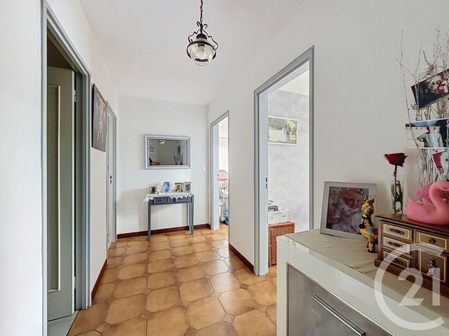 Appartement F4 &agrave; vendre - 4 pi&egrave;ces - 81 m2 - Sochaux - 25 - FRANCHE-COMTE
