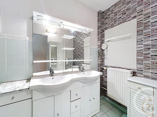 Appartement F6 &agrave; vendre - 5 pi&egrave;ces - 106,66 m2 - Montbeliard - 25 - FRANCHE-COMTE
