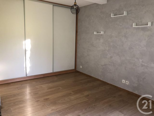 Appartement F4 &agrave; louer - 4 pi&egrave;ces - 90 m2 - Montbeliard - 25 - FRANCHE-COMTE