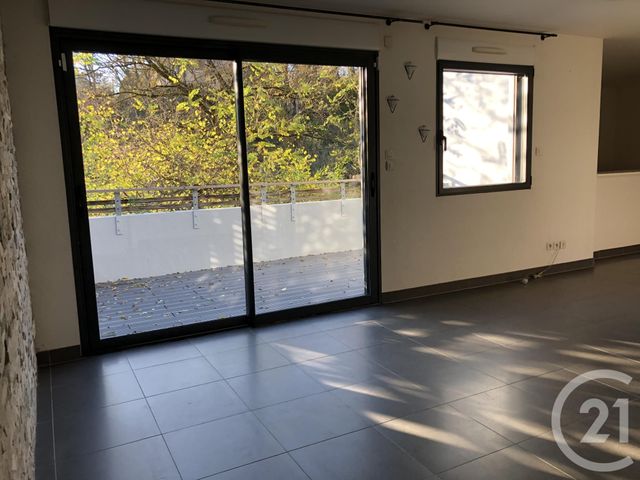 Appartement F4 &agrave; louer - 4 pi&egrave;ces - 90 m2 - Montbeliard - 25 - FRANCHE-COMTE