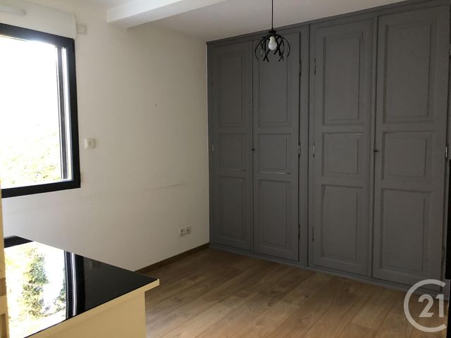 Appartement F4 &agrave; louer - 4 pi&egrave;ces - 90 m2 - Montbeliard - 25 - FRANCHE-COMTE