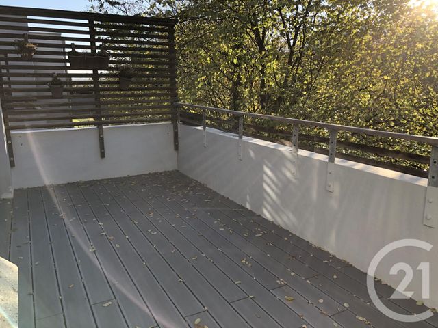 Appartement F4 &agrave; louer - 4 pi&egrave;ces - 90 m2 - Montbeliard - 25 - FRANCHE-COMTE