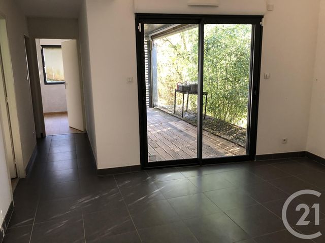 Appartement F4 &agrave; louer - 4 pi&egrave;ces - 90 m2 - Montbeliard - 25 - FRANCHE-COMTE