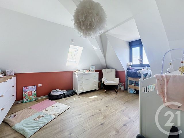 Appartement F5 &agrave; louer - 4 pi&egrave;ces - 110 m2 - Etupes - 25 - FRANCHE-COMTE