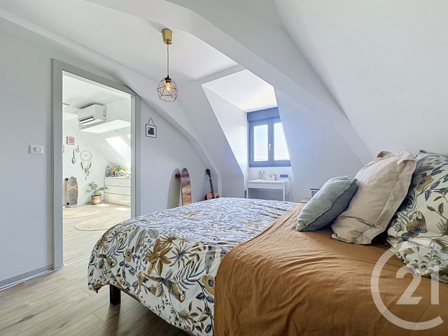 Appartement F5 &agrave; louer - 4 pi&egrave;ces - 110 m2 - Etupes - 25 - FRANCHE-COMTE