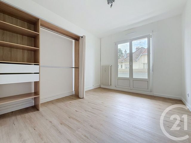 Appartement F4 &agrave; louer - 4 pi&egrave;ces - 87 m2 - Montbeliard - 25 - FRANCHE-COMTE