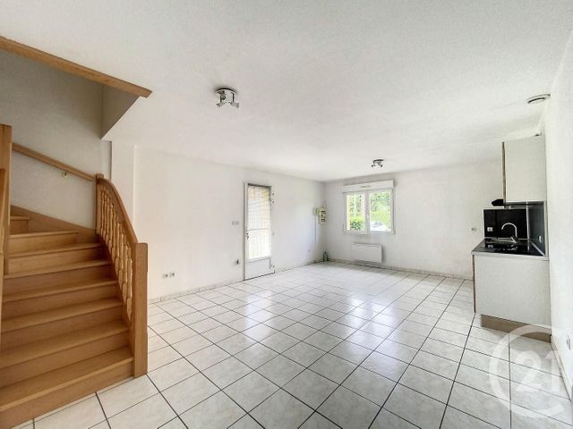 Maison &agrave; louer - 4 pi&egrave;ces - 90 m2 - Montenois - 25 - FRANCHE-COMTE