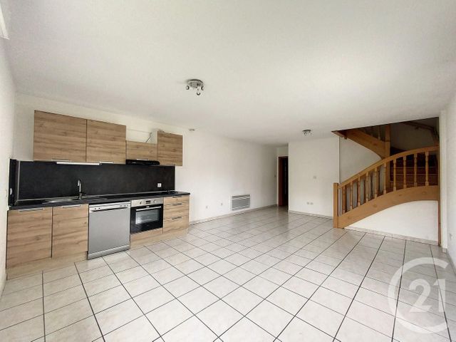 Maison &agrave; louer - 4 pi&egrave;ces - 90 m2 - Montenois - 25 - FRANCHE-COMTE
