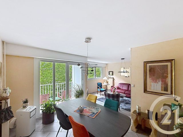 Appartement F4 &agrave; vendre - 4 pi&egrave;ces - 77,28 m2 - Montbeliard - 25 - FRANCHE-COMTE