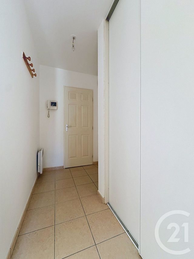 Appartement F1 &agrave; louer - 1 pi&egrave;ce - 34 m2 - Montbeliard - 25 - FRANCHE-COMTE