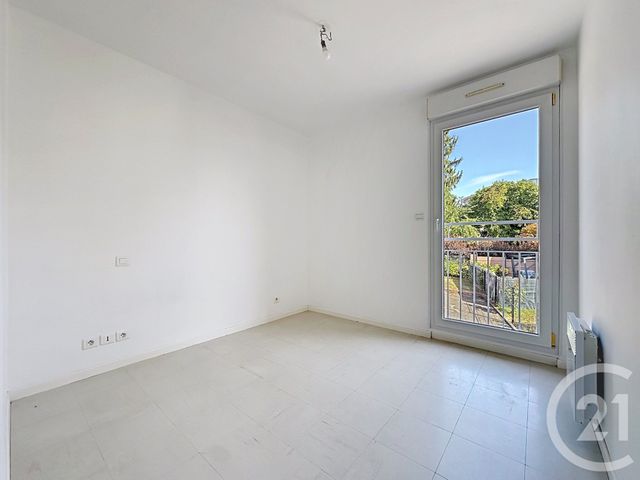 Appartement F1 &agrave; louer - 1 pi&egrave;ce - 34 m2 - Montbeliard - 25 - FRANCHE-COMTE