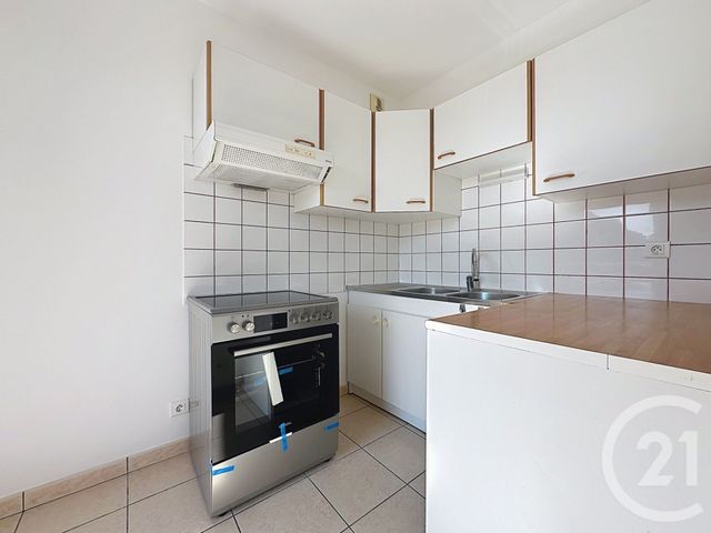 Appartement F1 &agrave; louer - 1 pi&egrave;ce - 34 m2 - Montbeliard - 25 - FRANCHE-COMTE