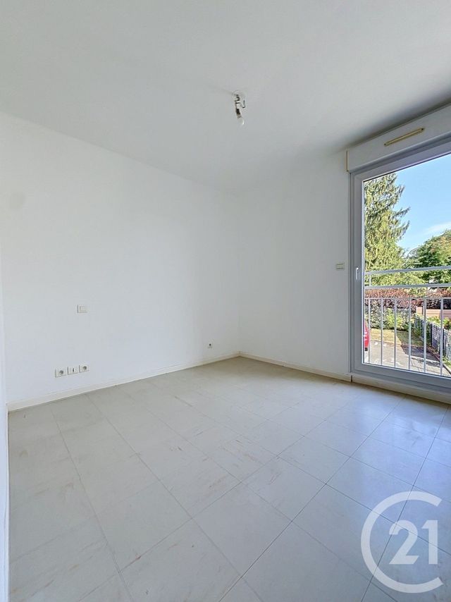 Appartement F1 &agrave; louer - 1 pi&egrave;ce - 34 m2 - Montbeliard - 25 - FRANCHE-COMTE