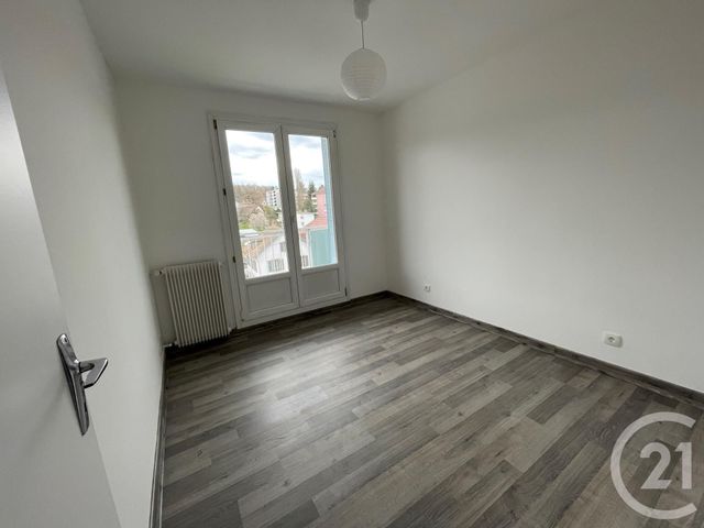 Appartement F5 &agrave; louer - 5 pi&egrave;ces - 84 m2 - Montbeliard - 25 - FRANCHE-COMTE