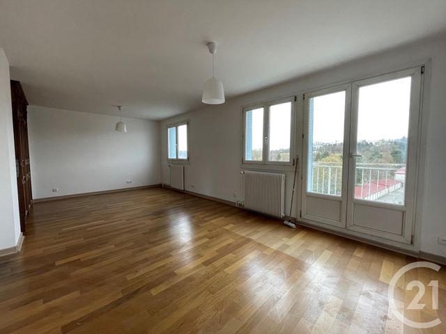 Appartement F5 &agrave; louer - 5 pi&egrave;ces - 84 m2 - Montbeliard - 25 - FRANCHE-COMTE
