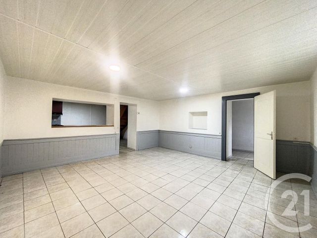 Appartement F5 &agrave; louer - 5 pi&egrave;ces - 120 m2 - Montenois - 25 - FRANCHE-COMTE